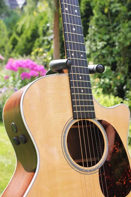 Breedlove Oregon Concert CE Myrtlewood - Bourbon Burst LTD
