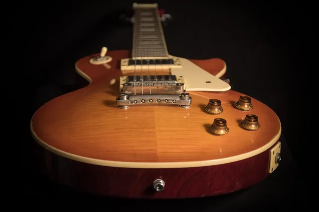2014 Gibson Les Paul Custom Lite Ebony with Gold Hardware