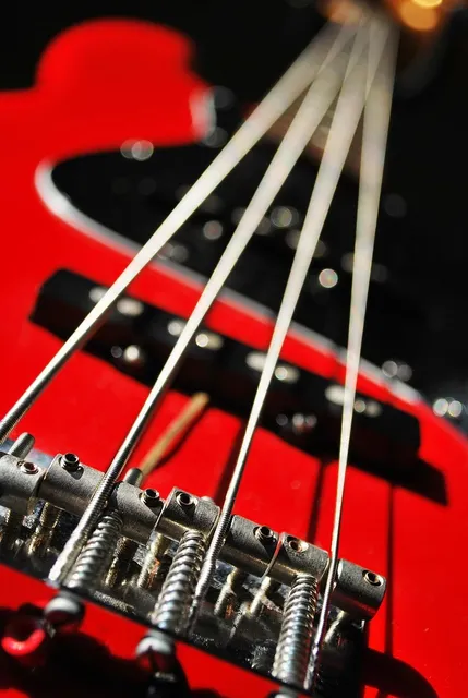 Fender American Original 60s Jazz Bass Candy Apple Red w/Case