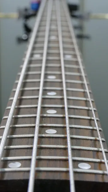 Music Man Caprice 4 String Bass Heritage Tobacco Rosewood