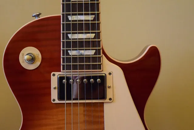 2014 Gibson Les Paul Custom Lite Ebony with Gold Hardware