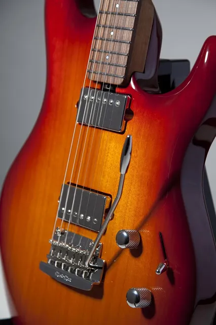 Fender American Series Jazz Bass w/S-1 Switch - Chrome Red