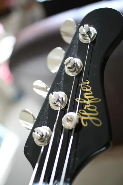 Music Man Caprice 4 String Bass Heritage Tobacco Rosewood