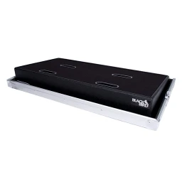 Blackbird 1530 Black Tolex Pedalboard w/ATA Hard Case